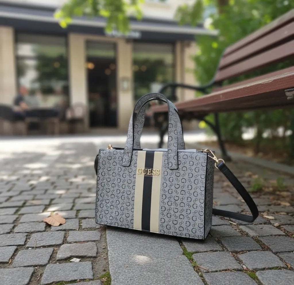 Guess Azul con franjas Crossbody