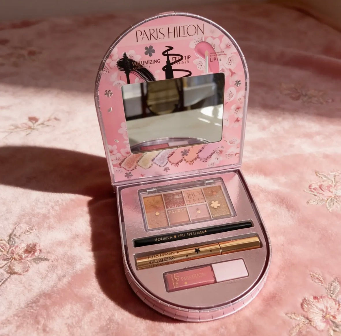 Kit Maquillaje Paris Hilton