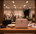 Tommy Hilfiger Cafe Billetera Para Dama