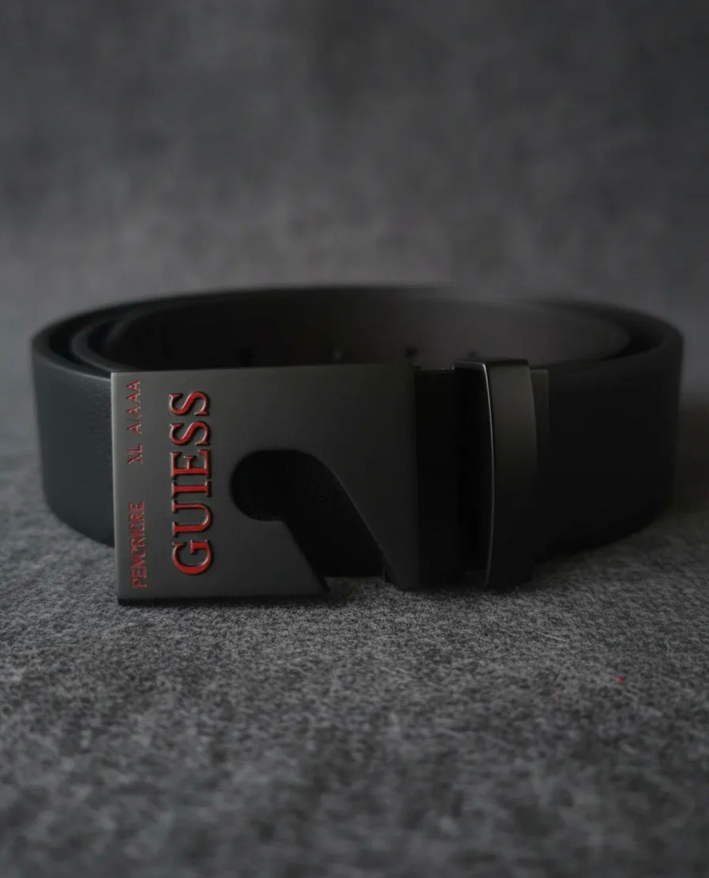 Cinturón hombre Guess
