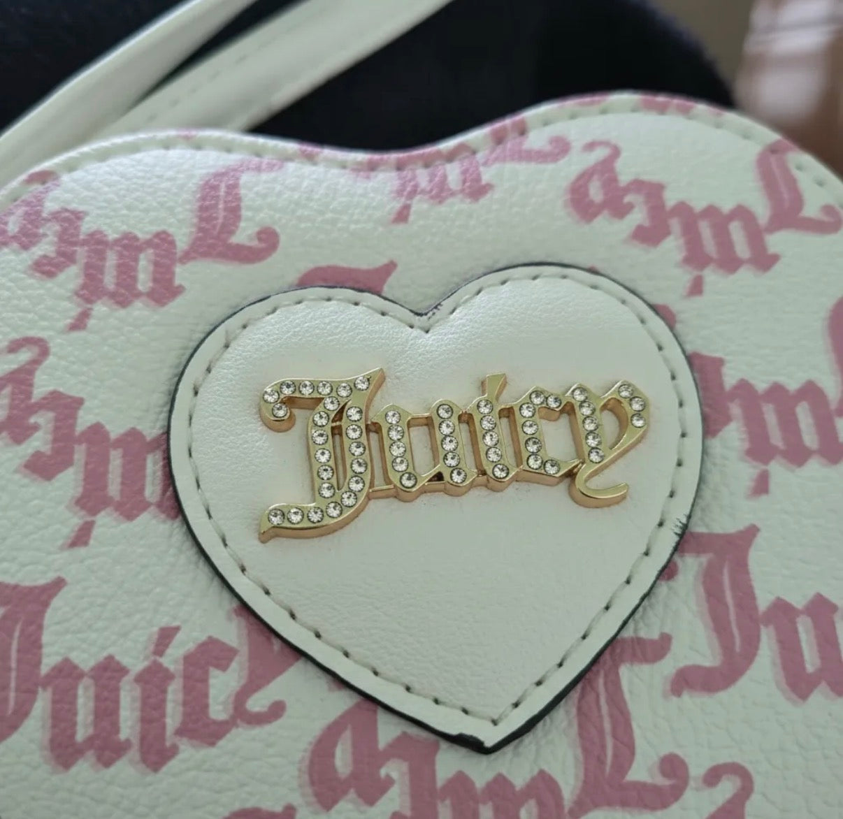 Cartera Juicy Blanca Forma De Corazón