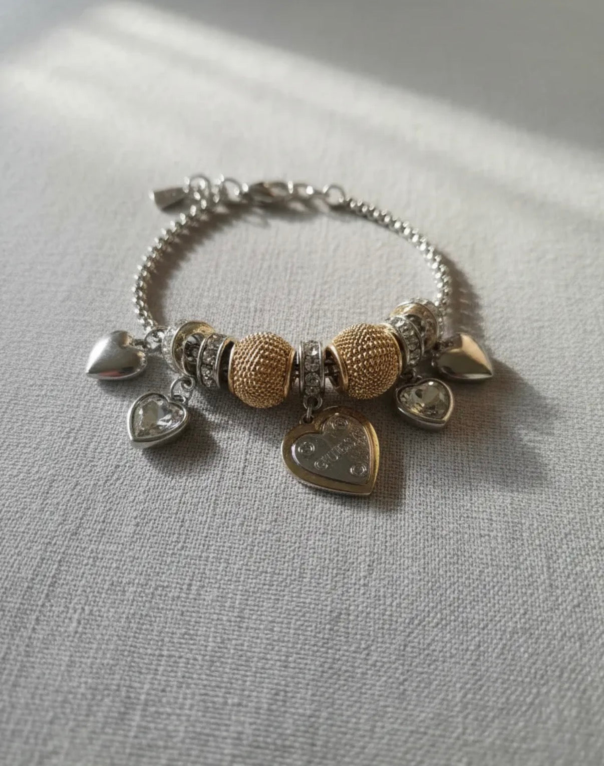Pulsera con aretes Guess