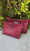 Set 2 pzas Guess Rojo Cosmetiqueras